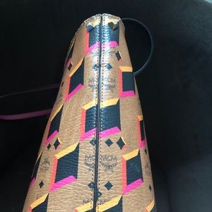 Authentic MCM tote bag and wallet